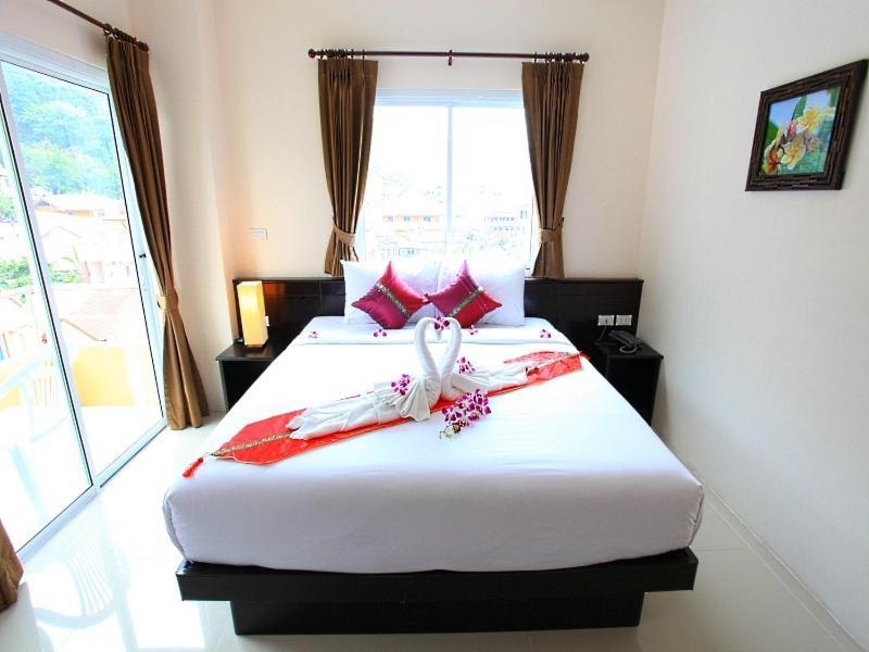88 Hotel Patong Exterior photo