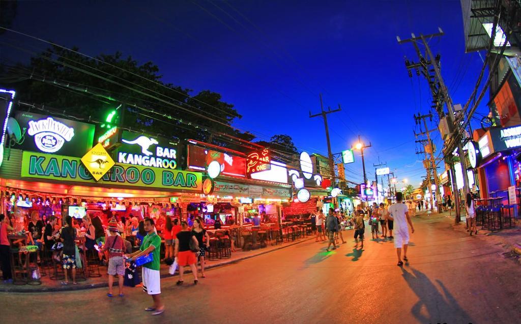 88 Hotel Patong Exterior photo