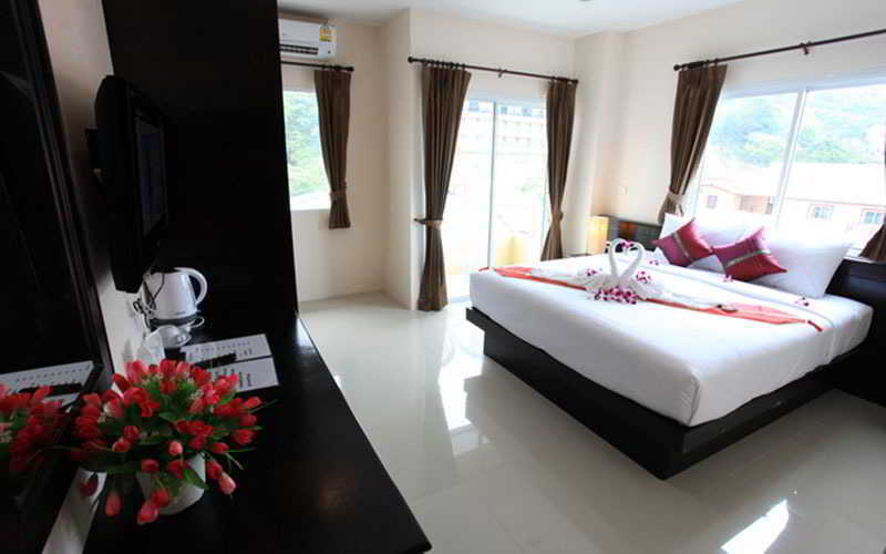 88 Hotel Patong Exterior photo