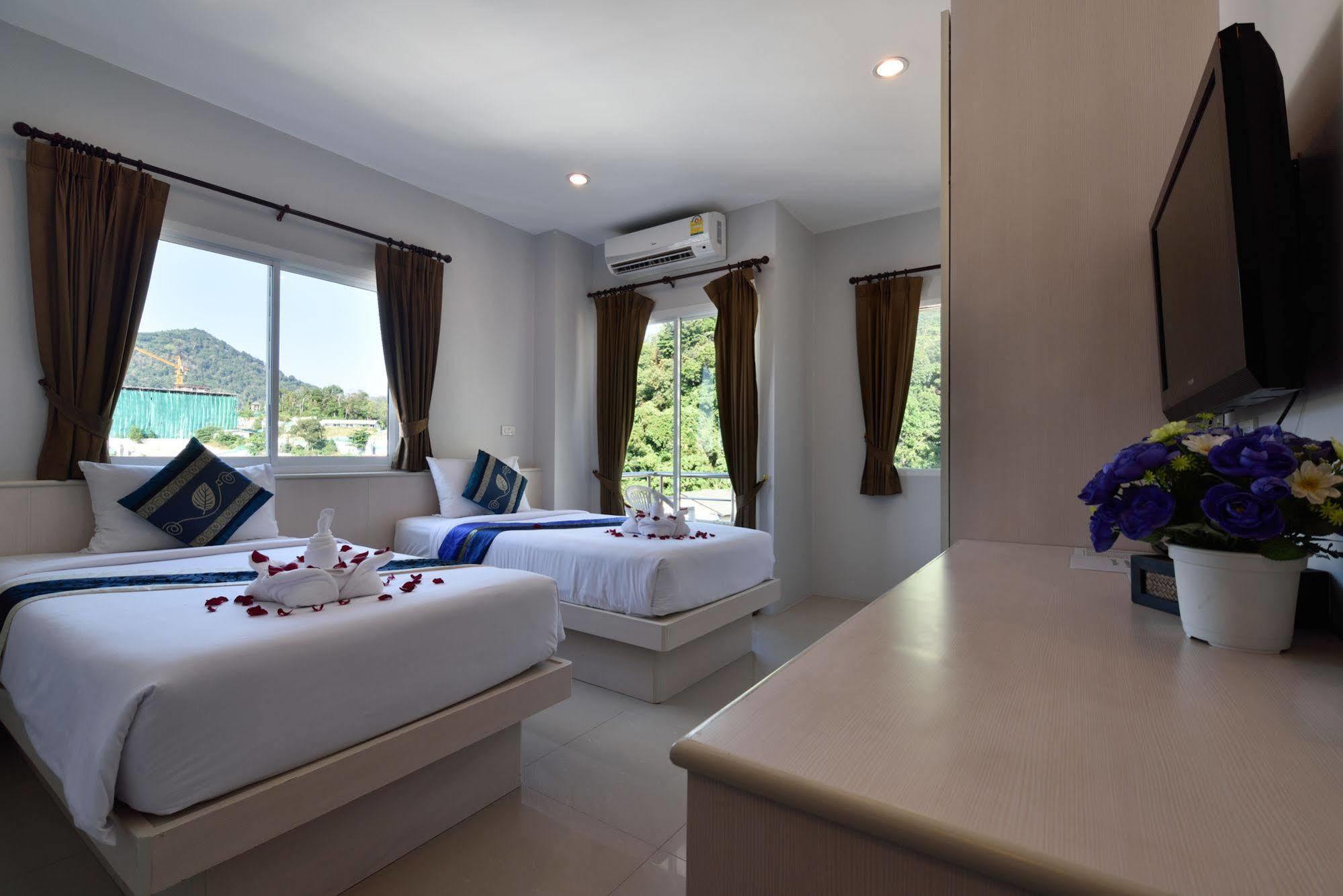 88 Hotel Patong Exterior photo